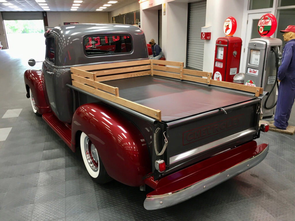 1952	Chevrolet	3100