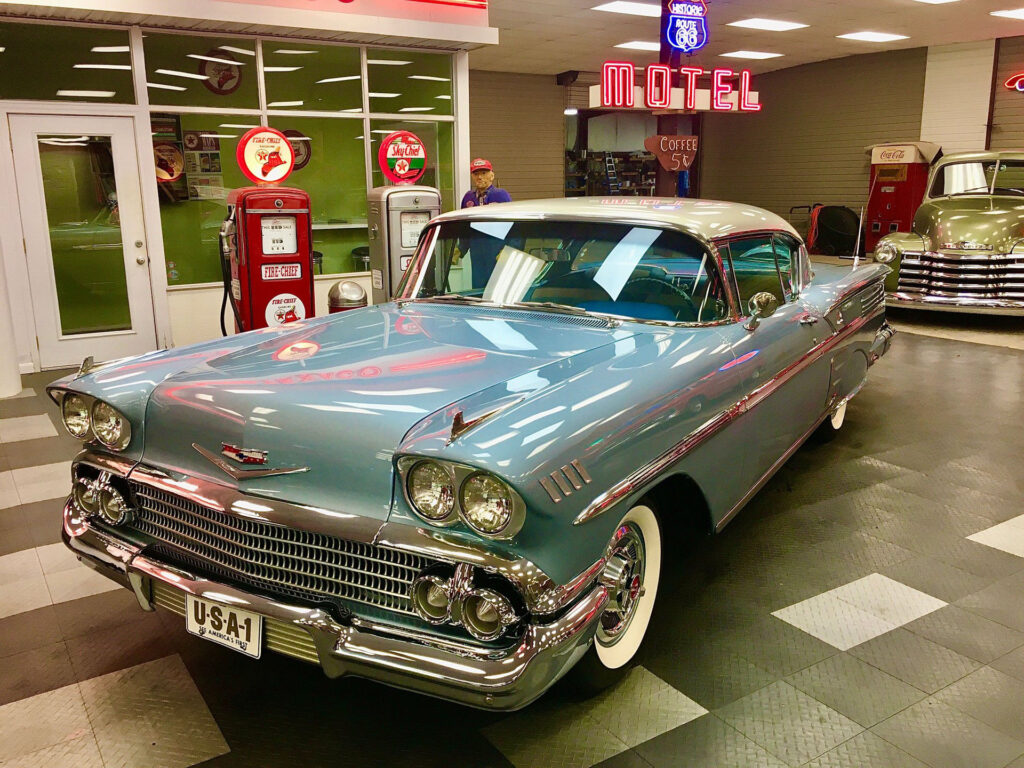 1958	Chevrolet	Impala