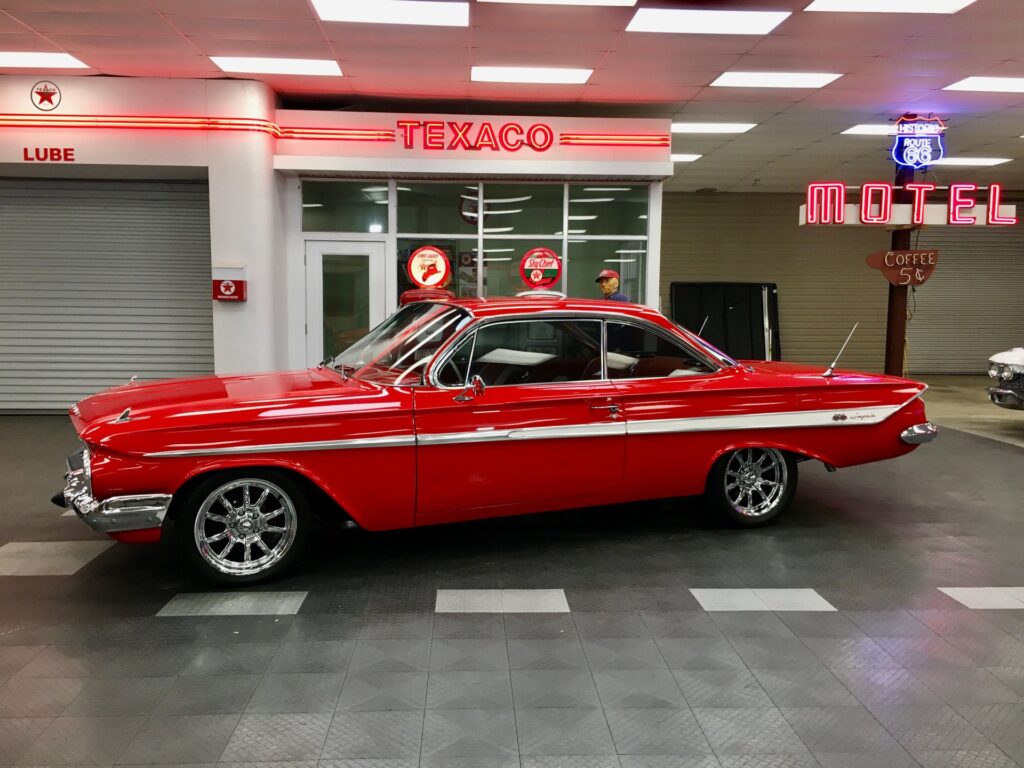 1961	Chevrolet	Impala