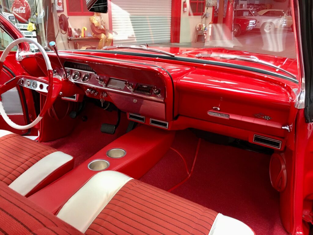 1961	Chevrolet	Impala