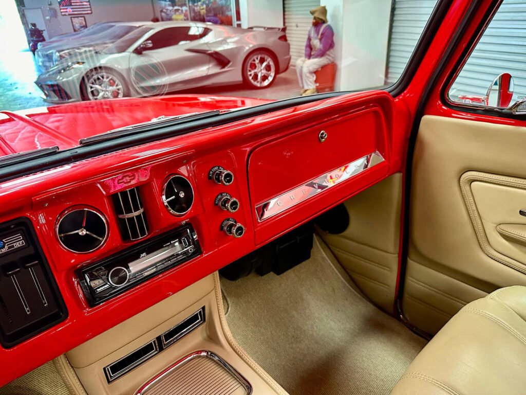 1966	Chevrolet	C10